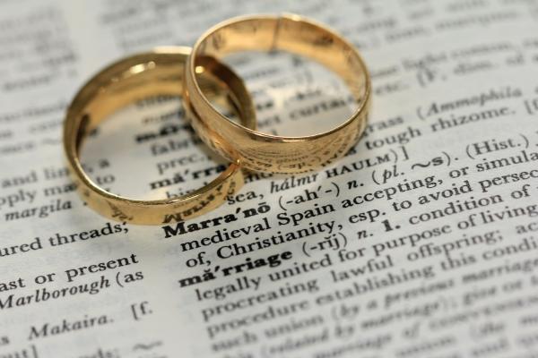 Unravelling suspicions: our infidelity surveillance services