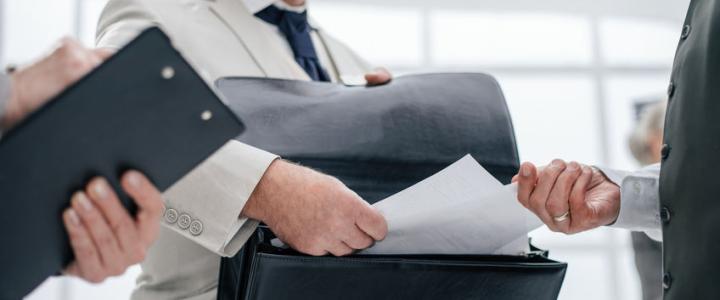 What is a process server?